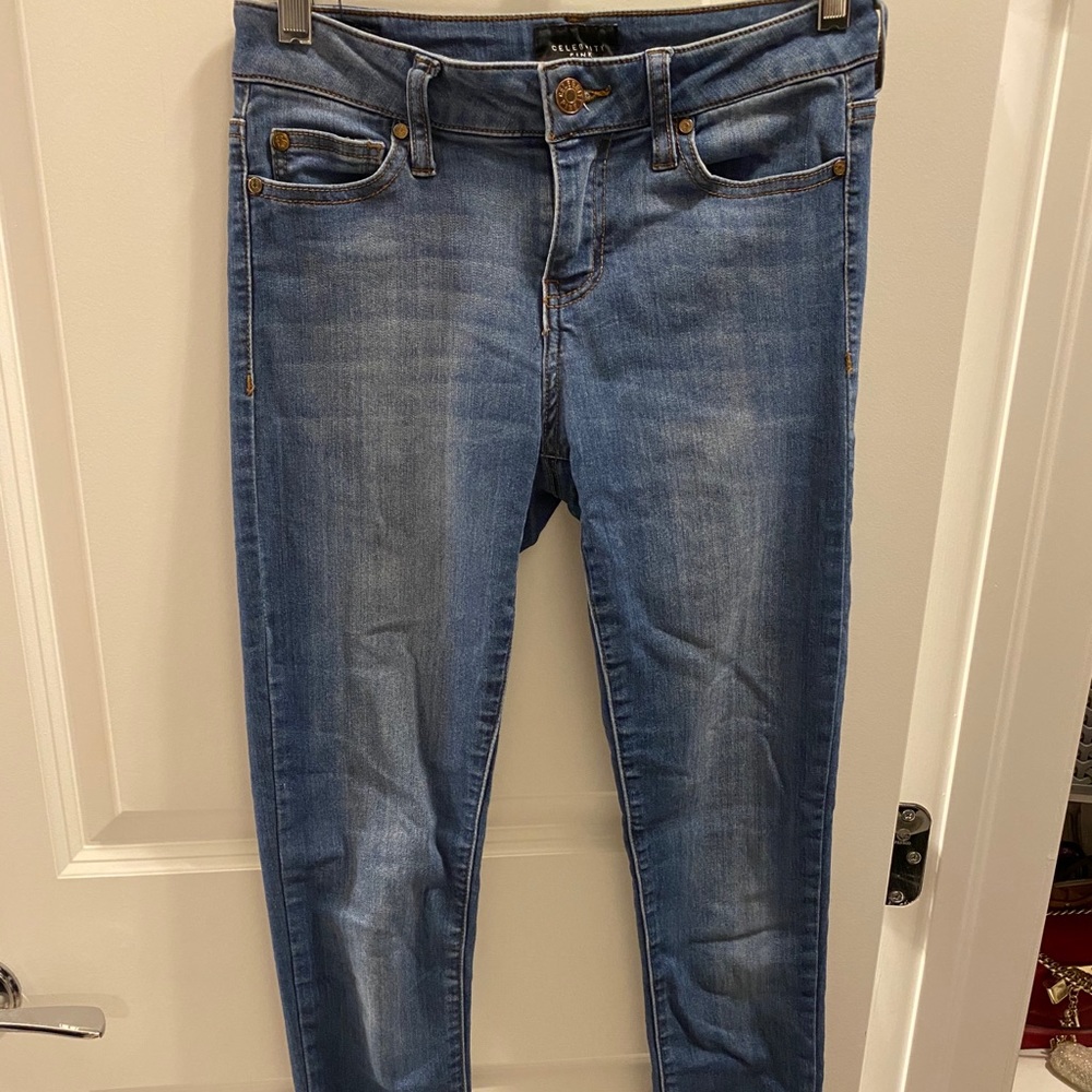 Skinny jeans
